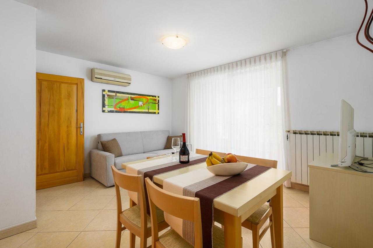 House With Apartments Dragica Umag Zewnętrze zdjęcie